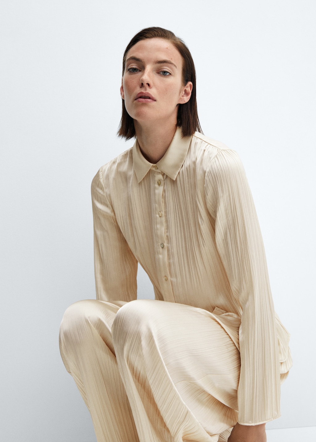 Satin pleated shirt - Details of the article 2