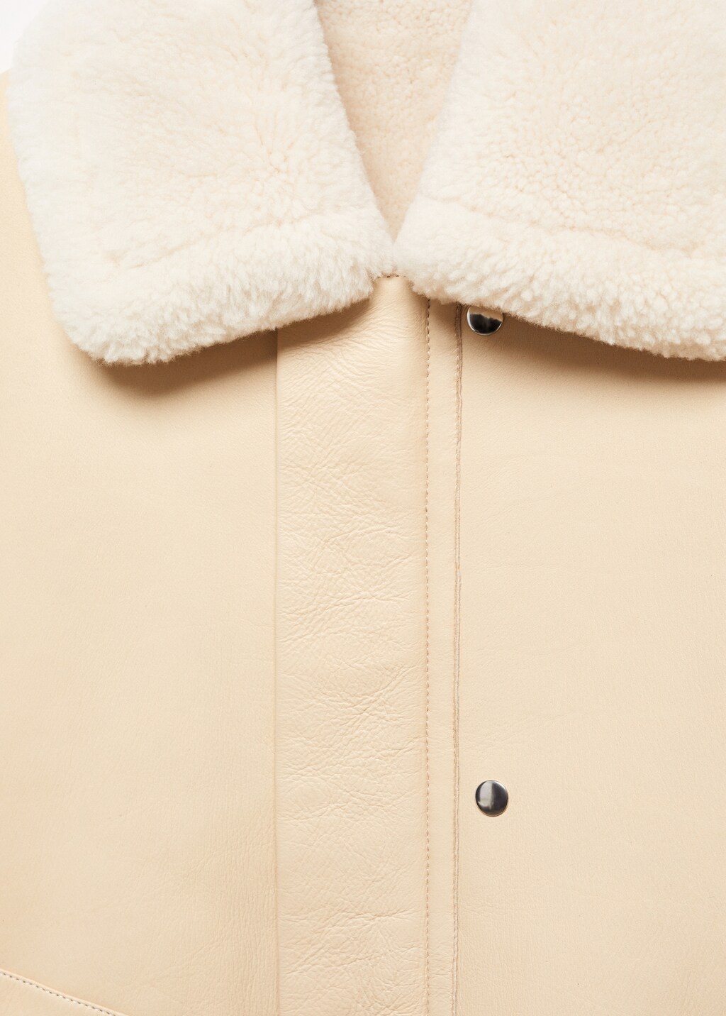 Reversible leather and fur-effect coat - Details of the article 0