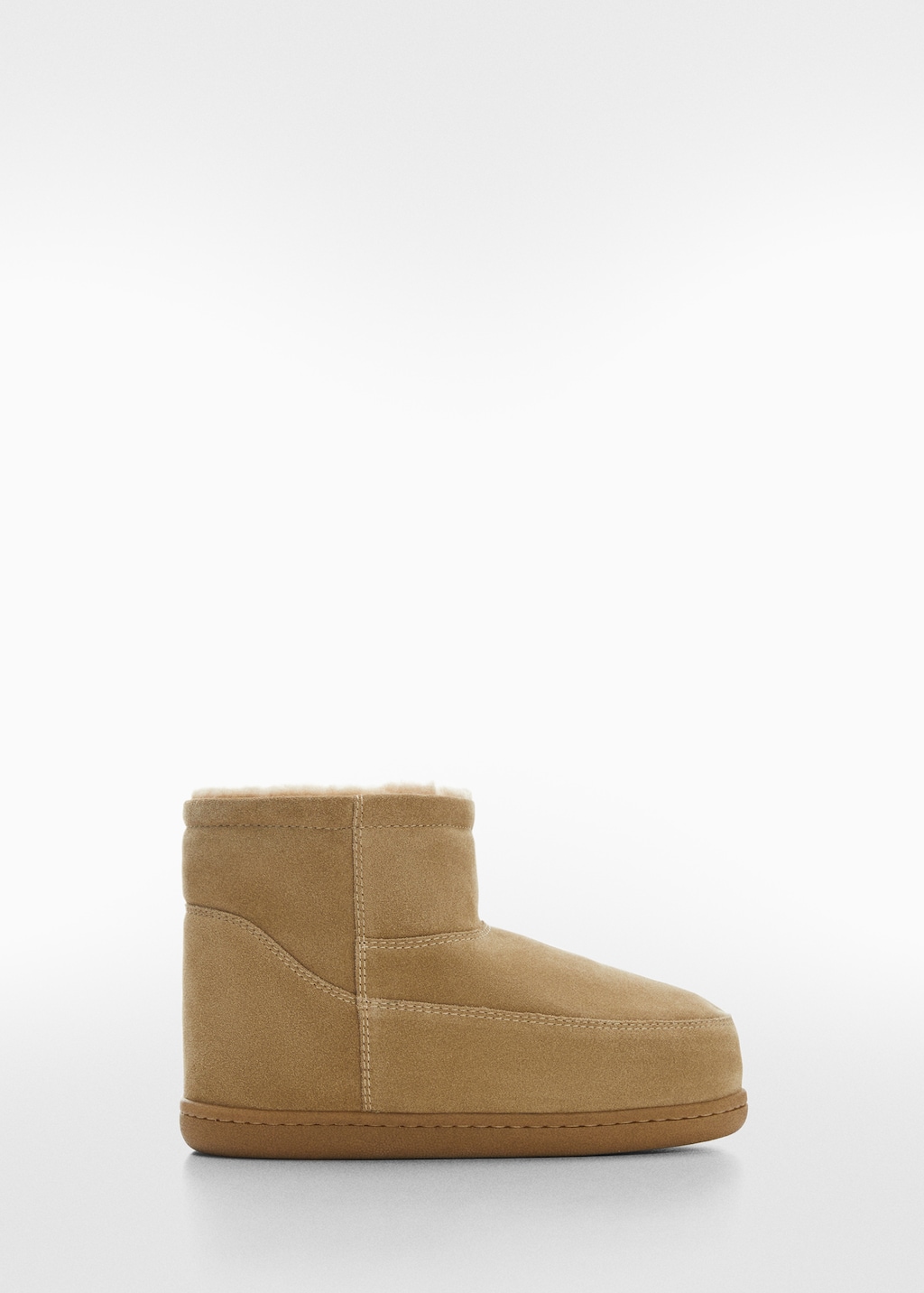 Shearling-lined ankle boots - Article without model