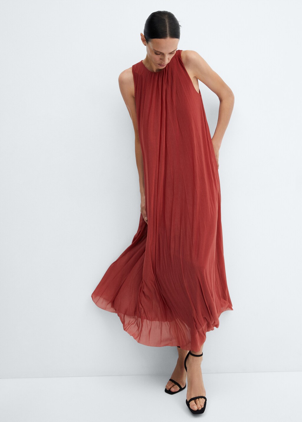 Pleated long dress - Details of the article 2