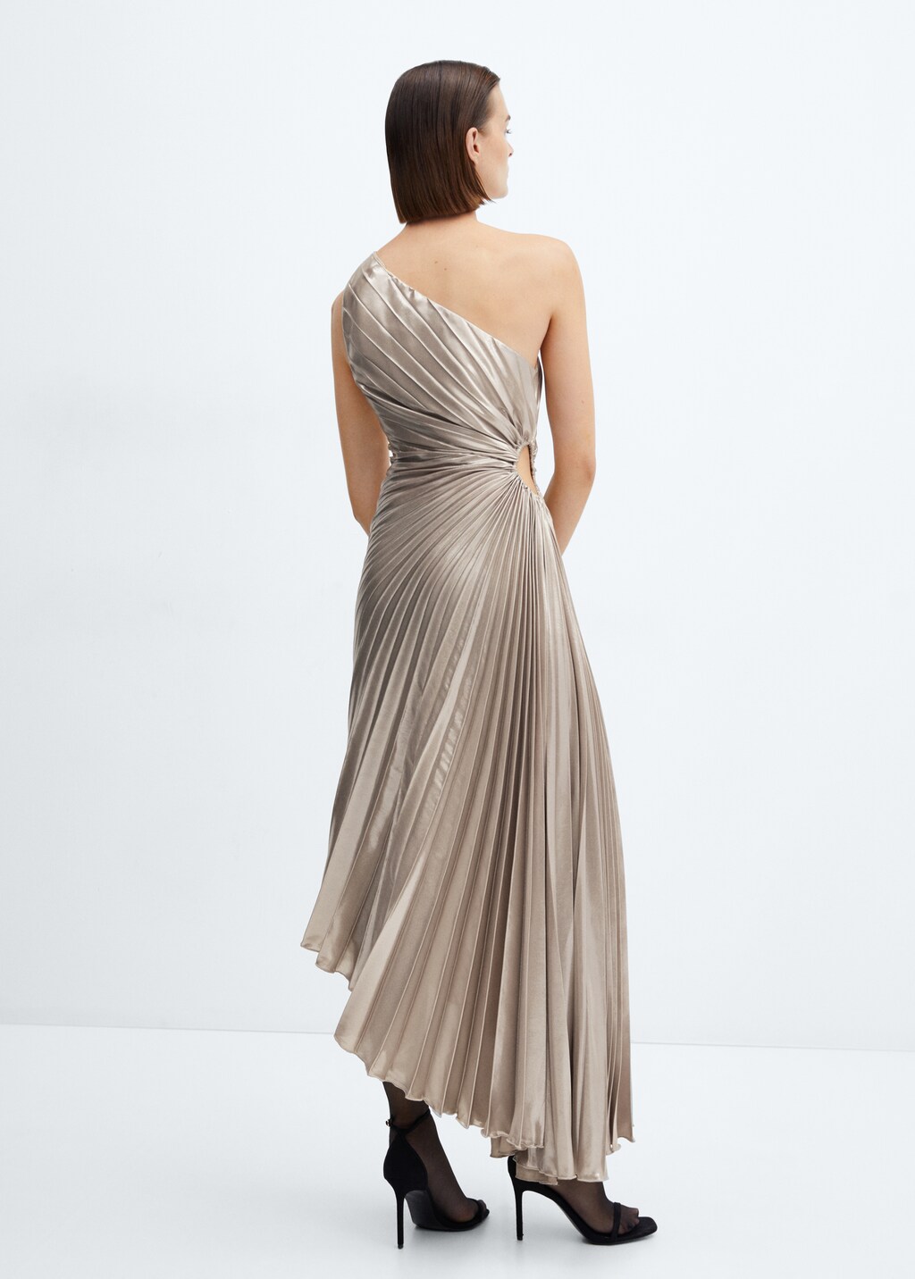 Asymmetrical pleated dress - Reverse of the article