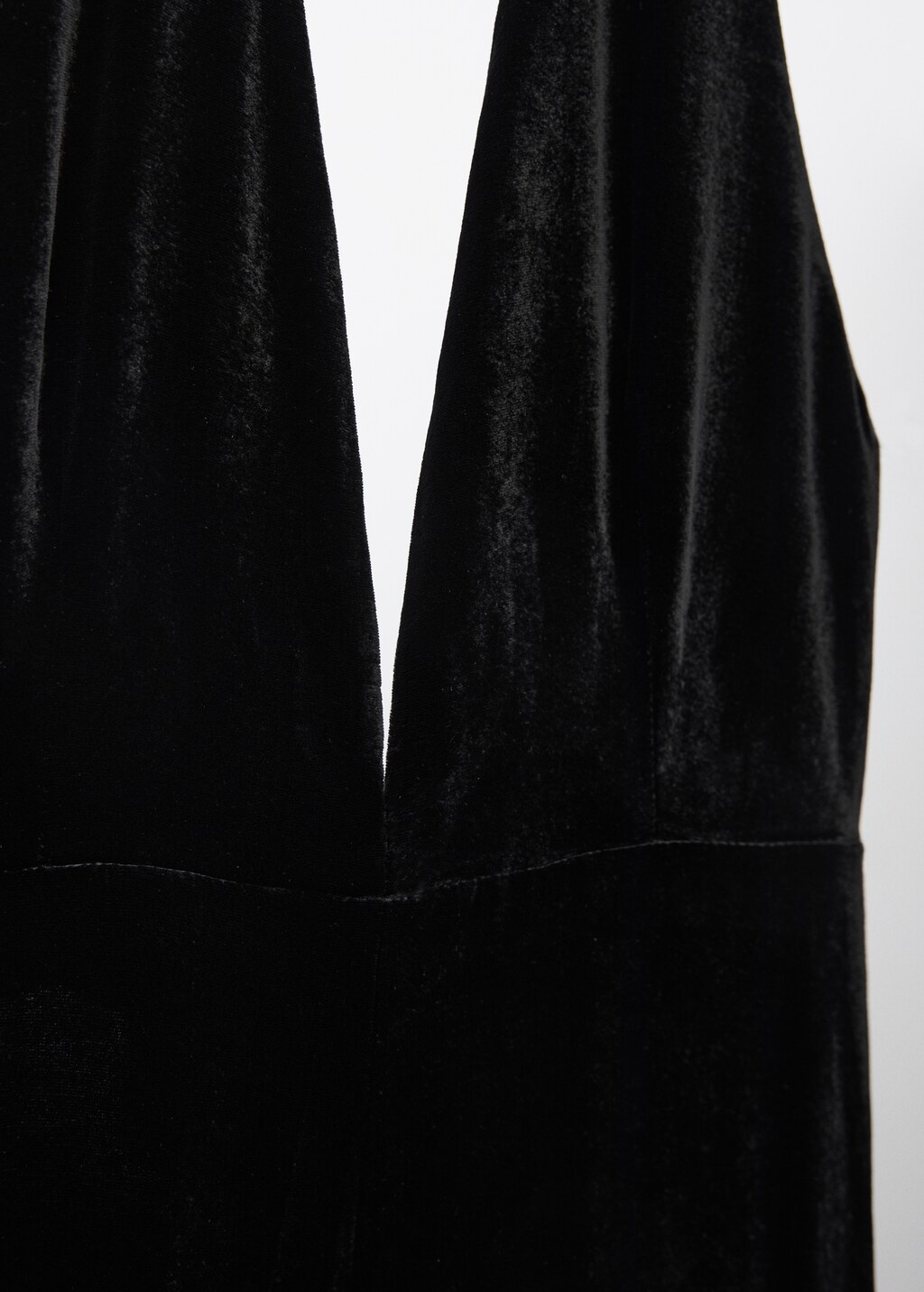 Halter-neck velvet jumpsuit - Details of the article 8