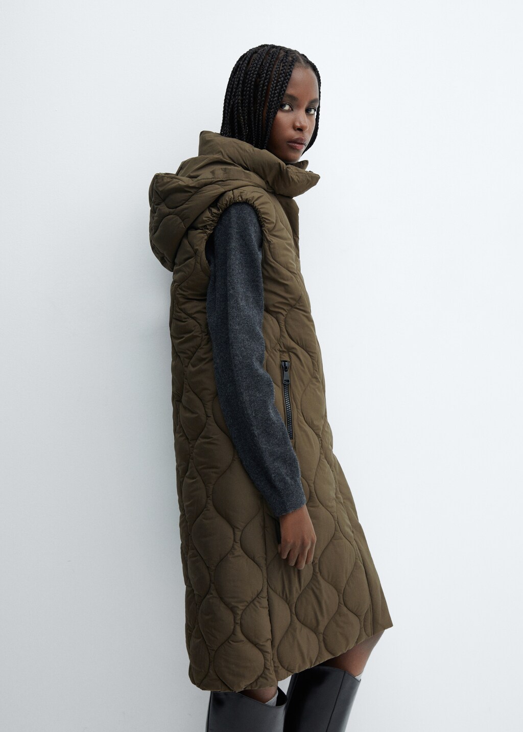 Long quilted vest - Details of the article 2