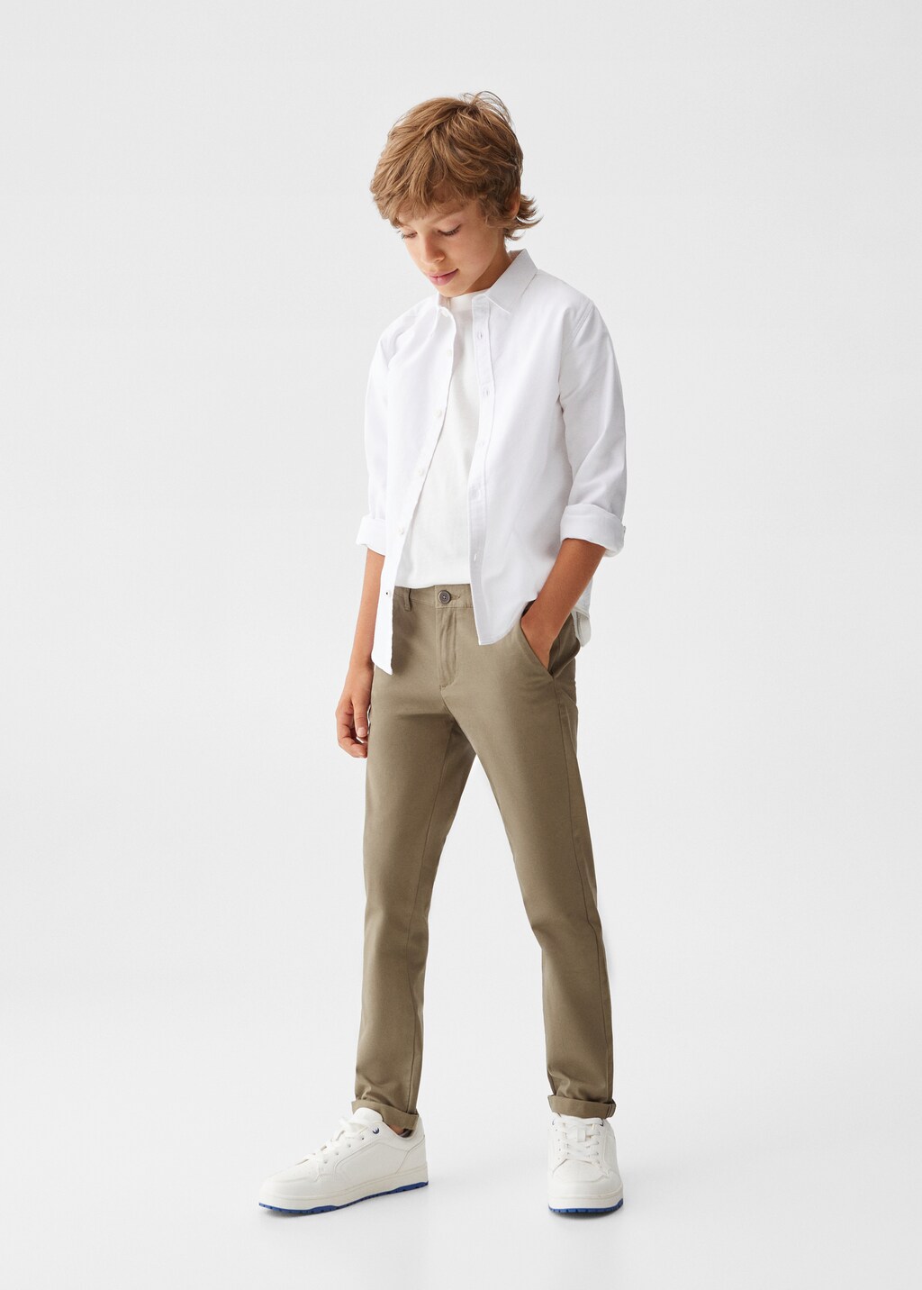 Cotton chinos - General plane