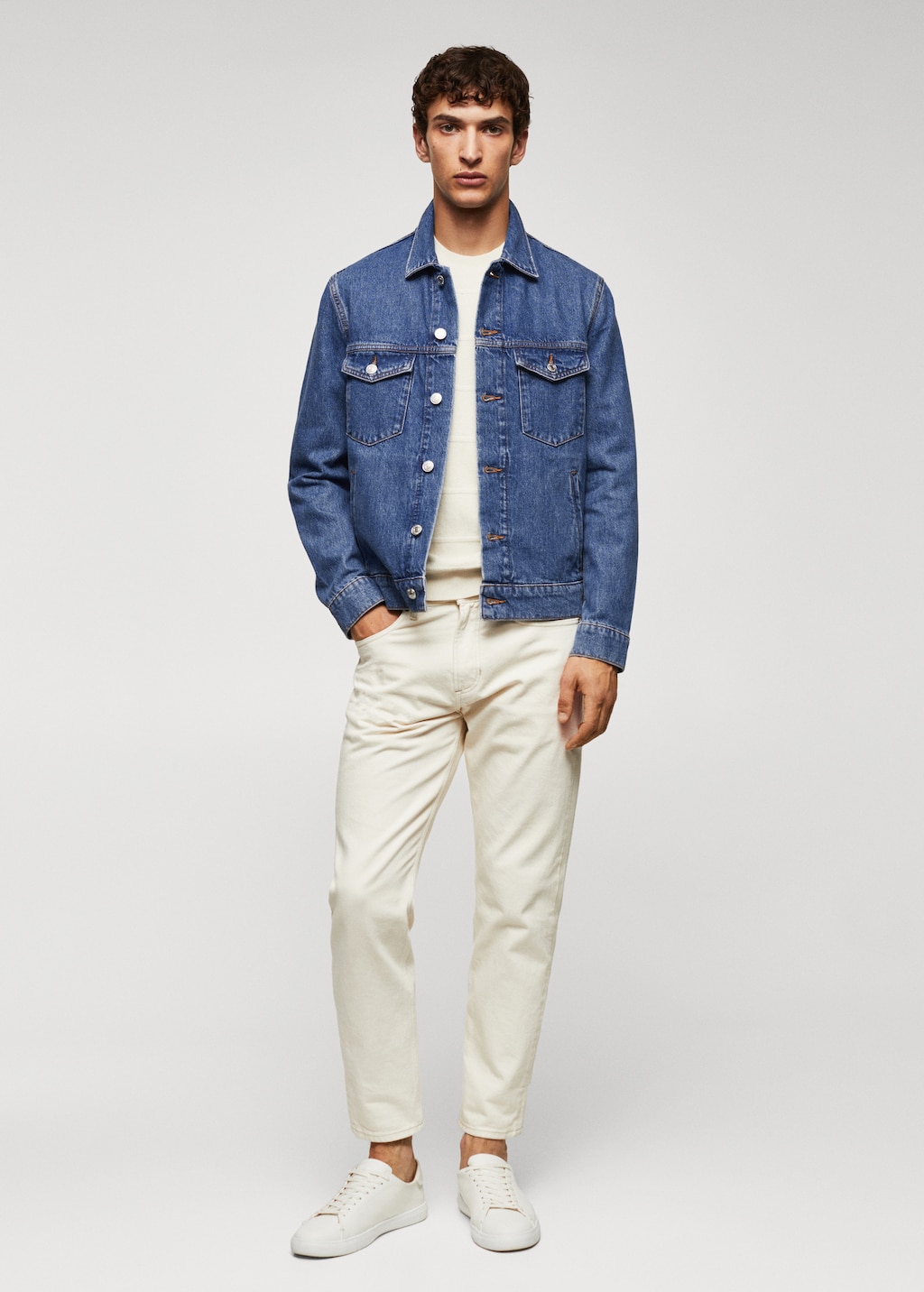 Blouson en jean essentiel - Plan général