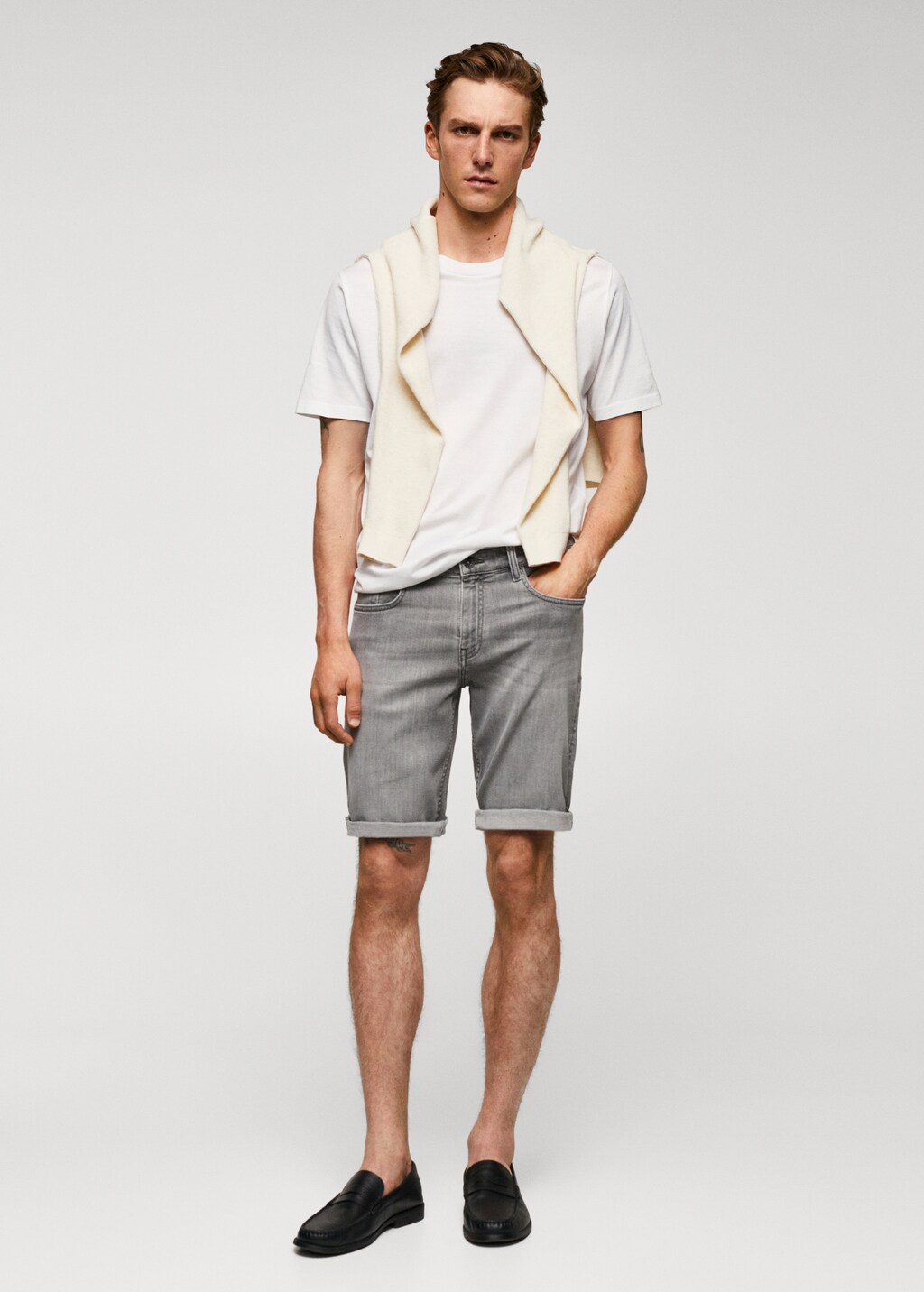 Slim-fit denim bermuda shorts - General plane