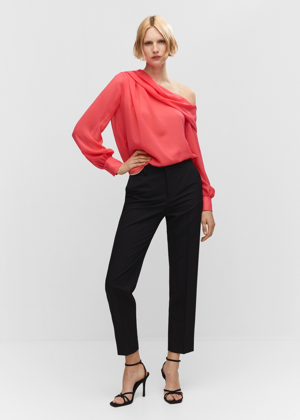 Asymmetrical oversized blouse - General plane