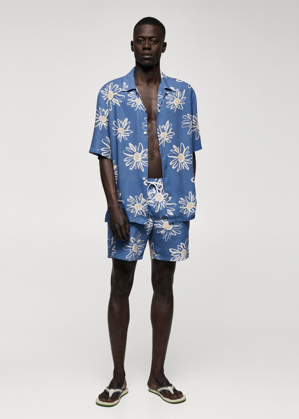 Floral print swimsuit - General plane