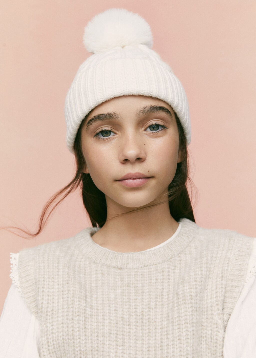 Cable-knit beanie - General plane