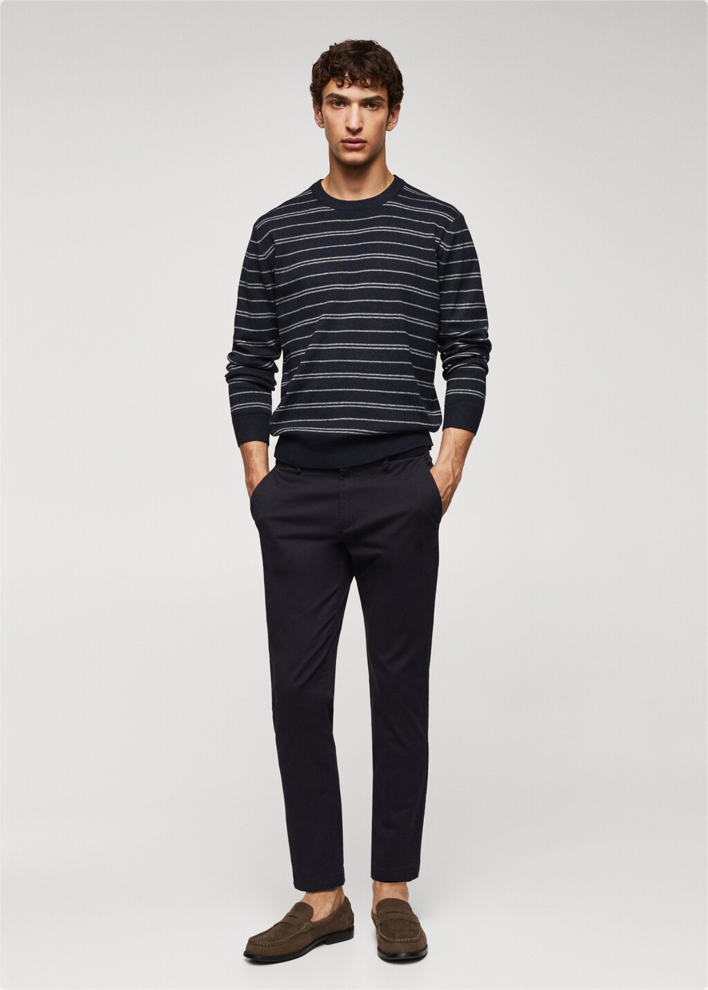 Fine-knit striped sweater - General plane