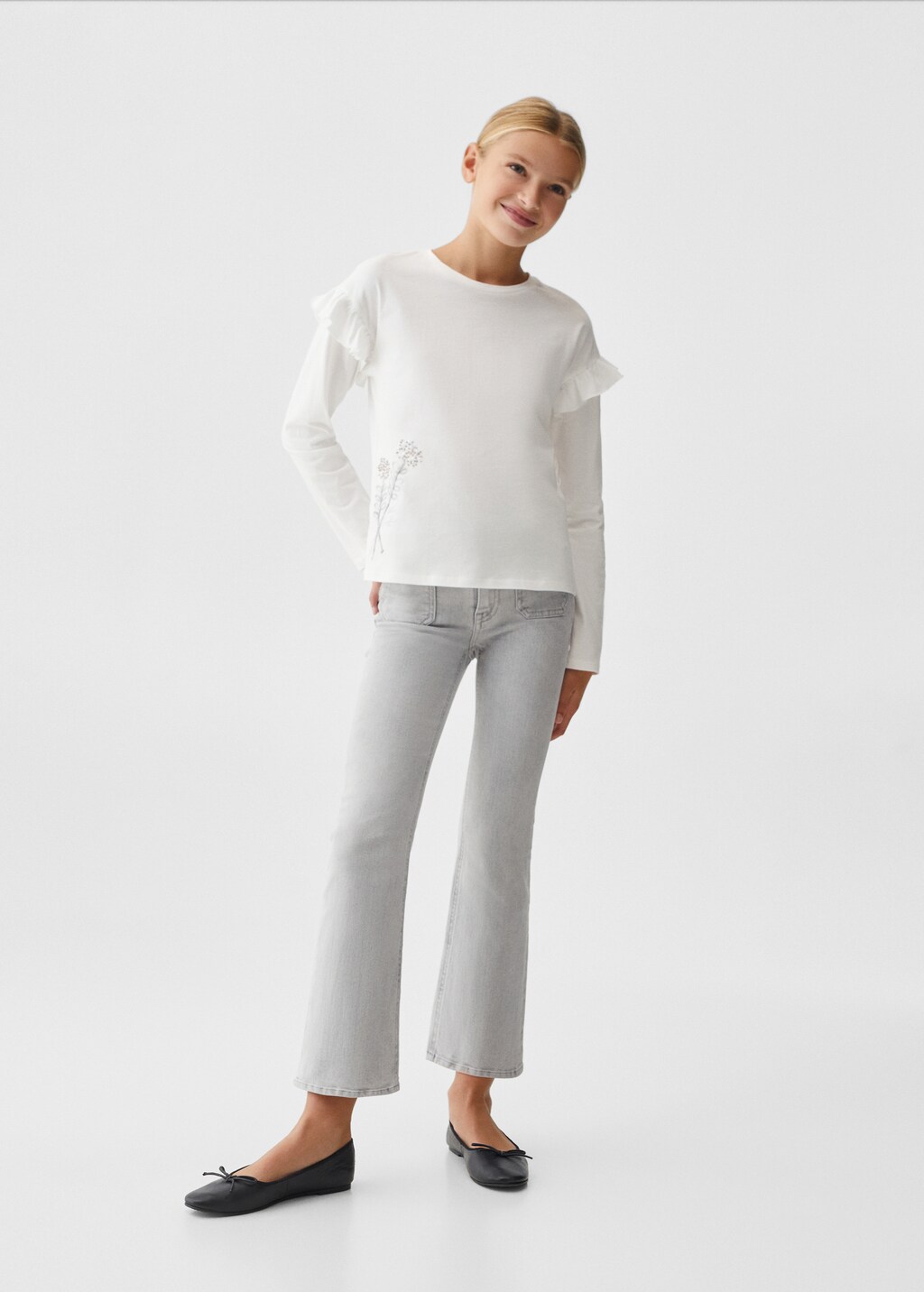 Long -sleeved t-shirt with ruffles - General plane