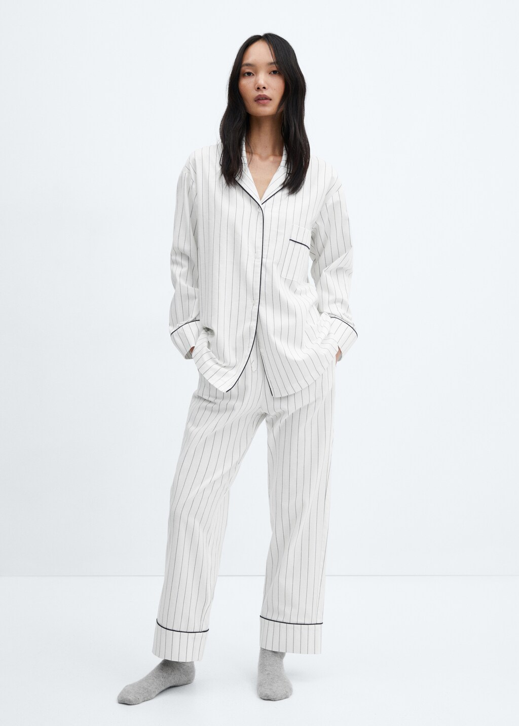 Striped pajama trousers - General plane