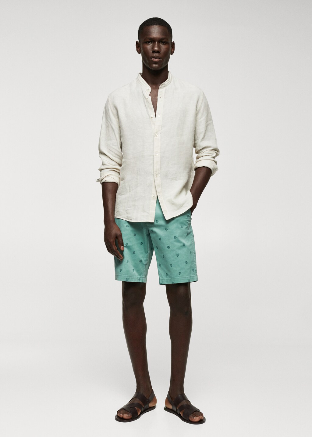 Slim fit cotton shorts online