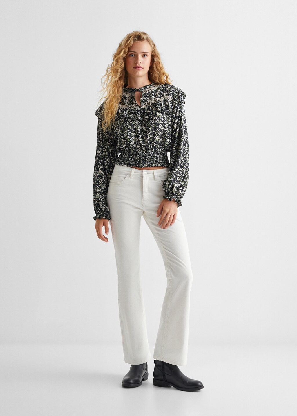 Floral print blouse - General plane