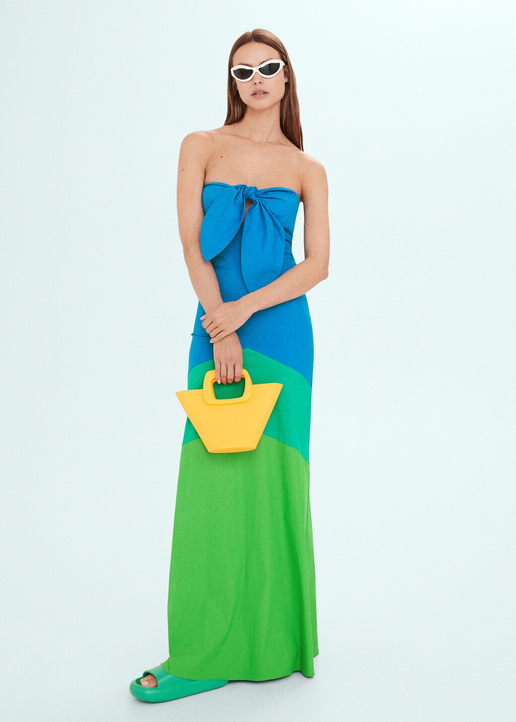 Multi-colored dress with knot neckline - General plane