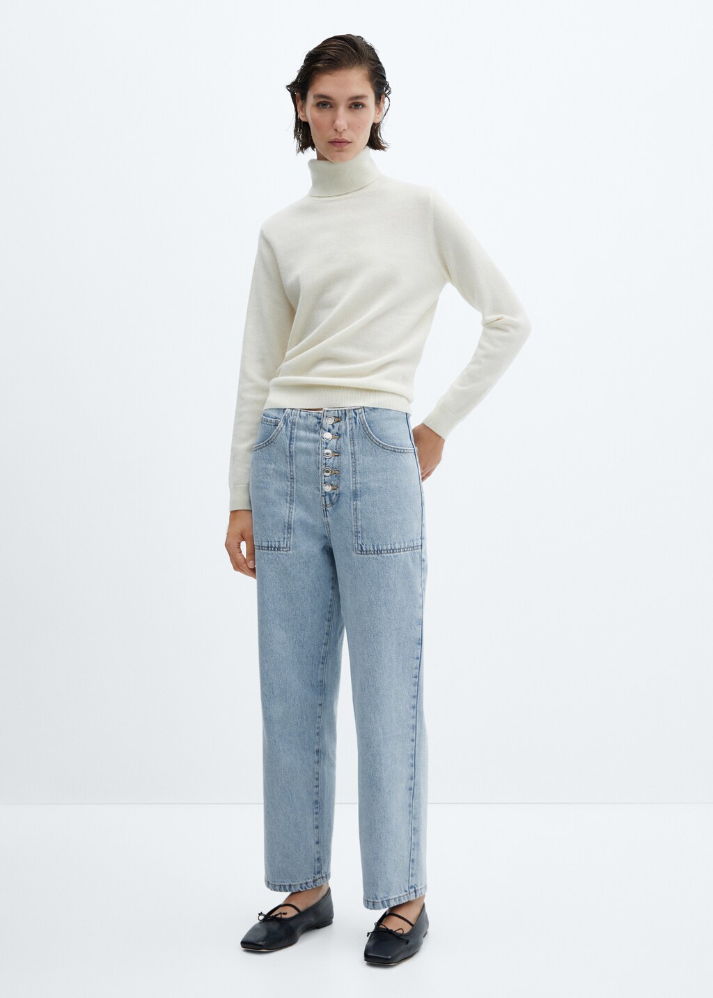 Cropped straight-leg jeans with buttons - General plane