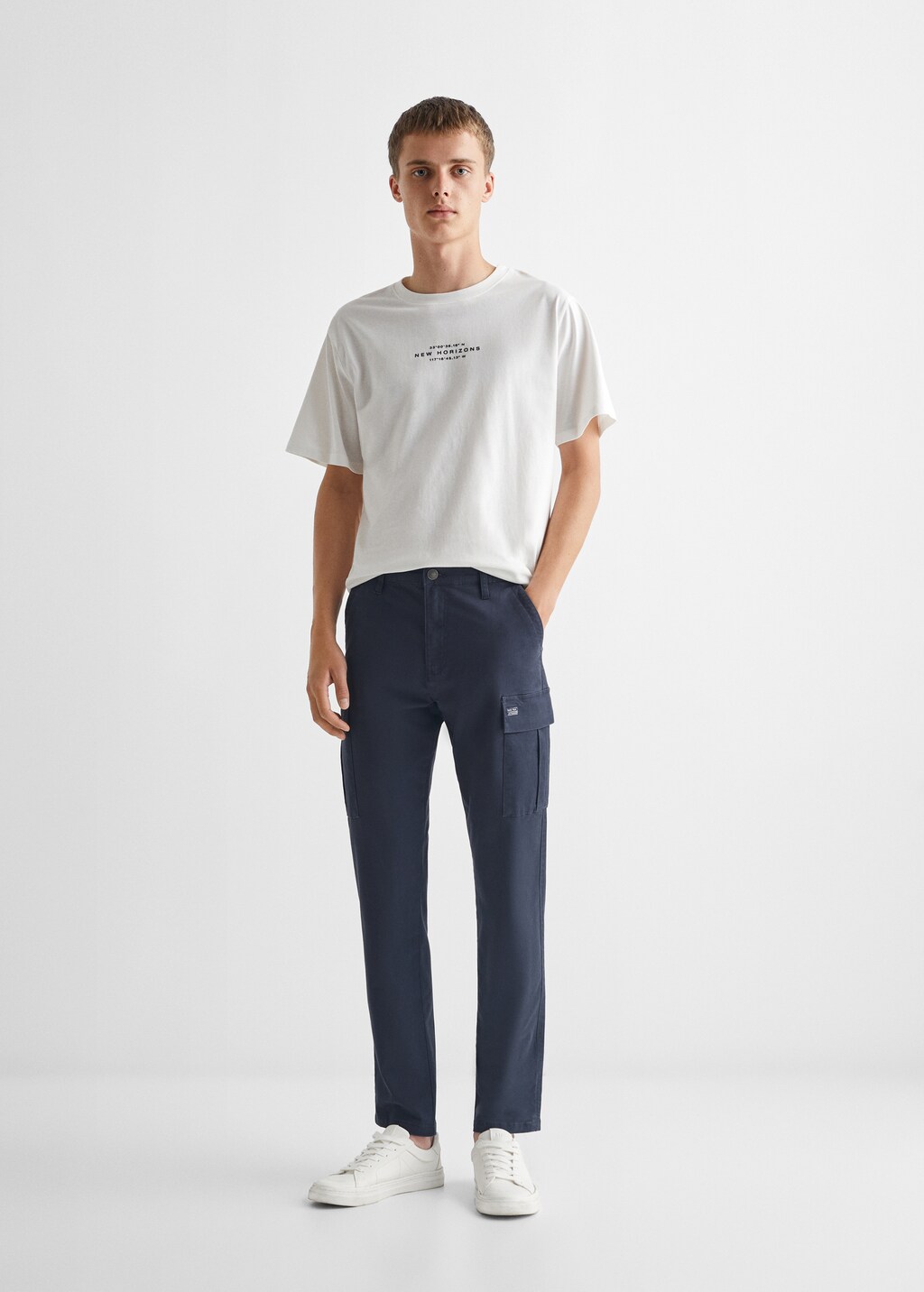 Cotton cargo trousers - General plane