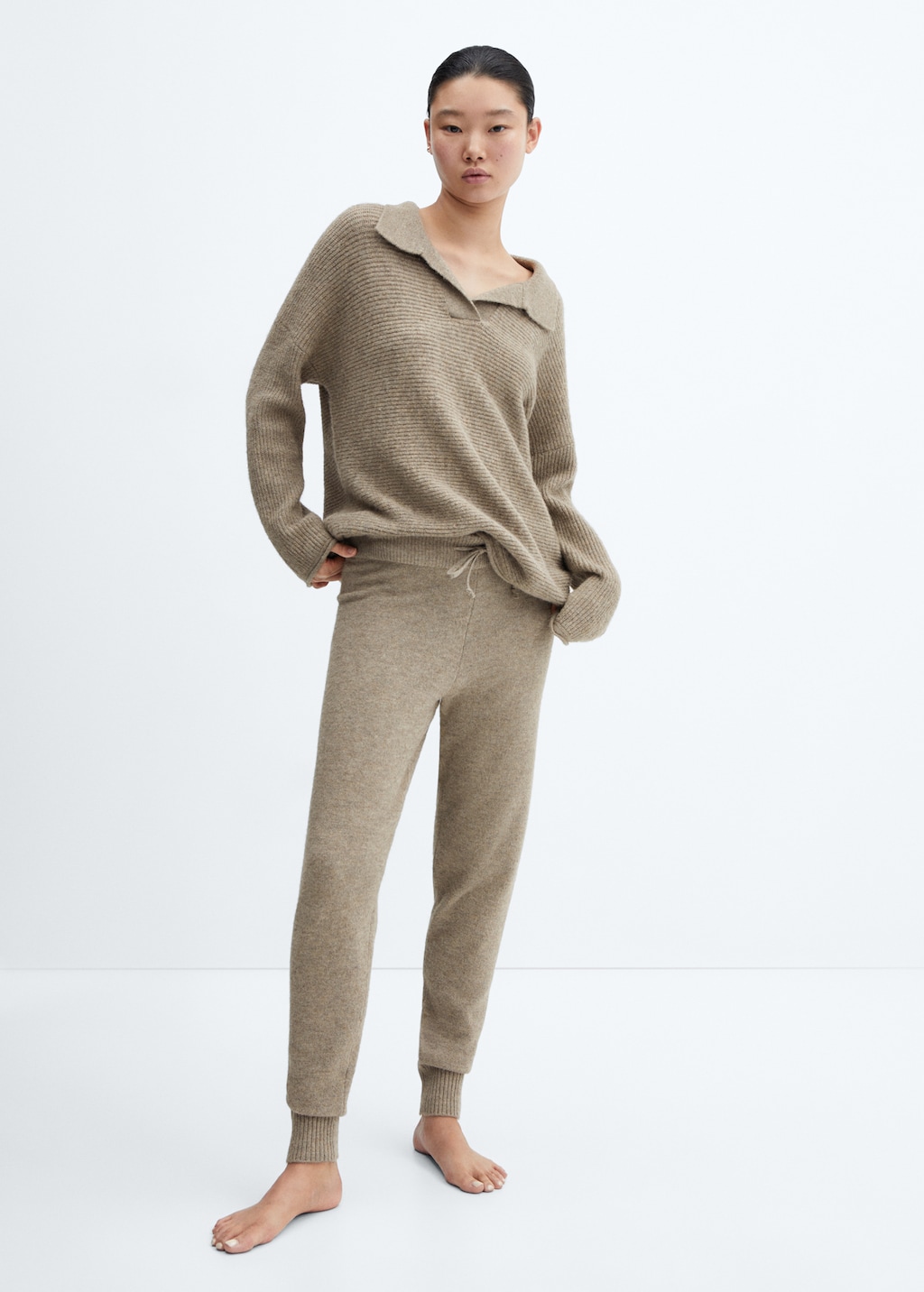 Knit jogger style trousers Women MANGO OUTLET Netherlands