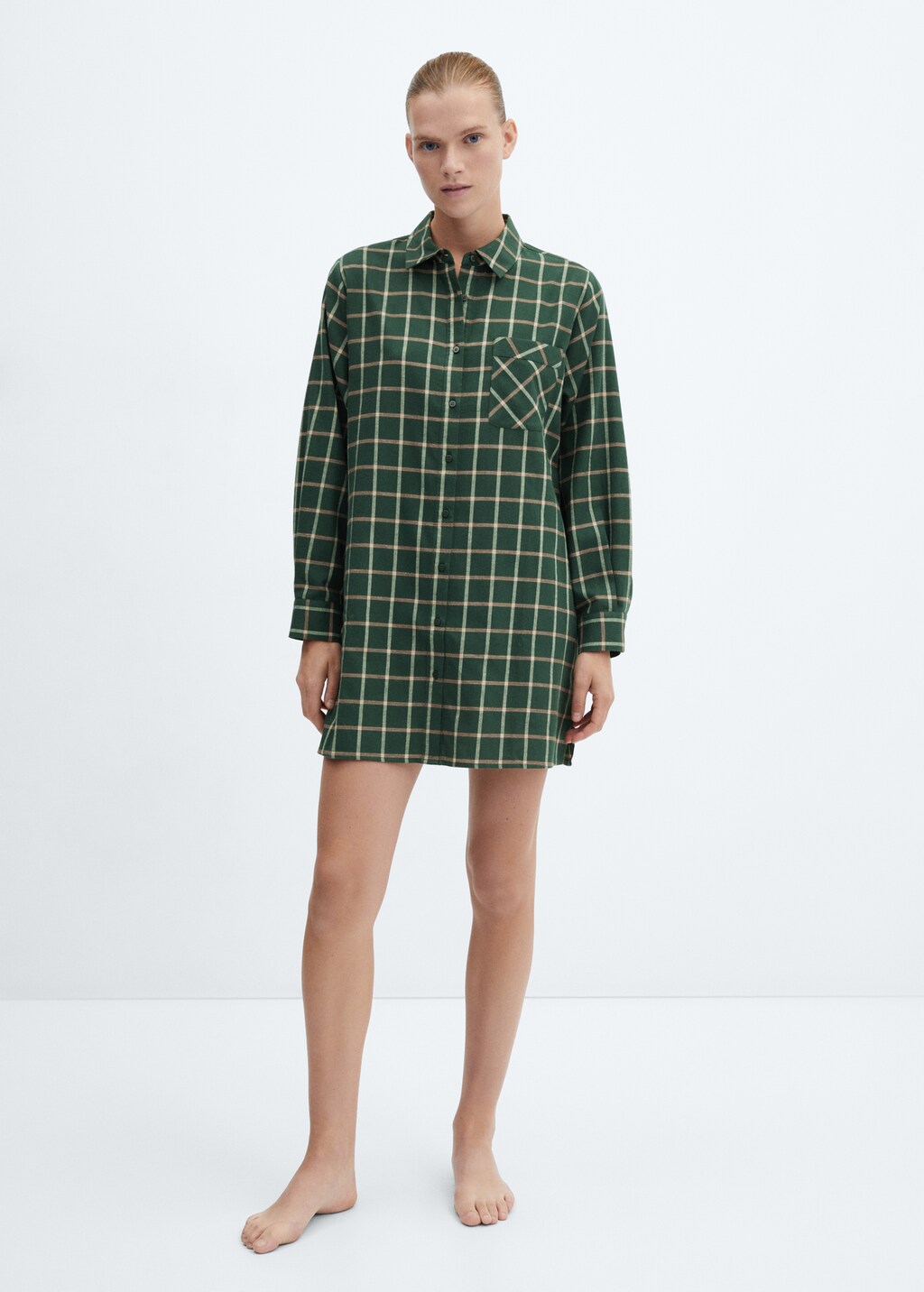 Checked flannel lace nightgown - General plane