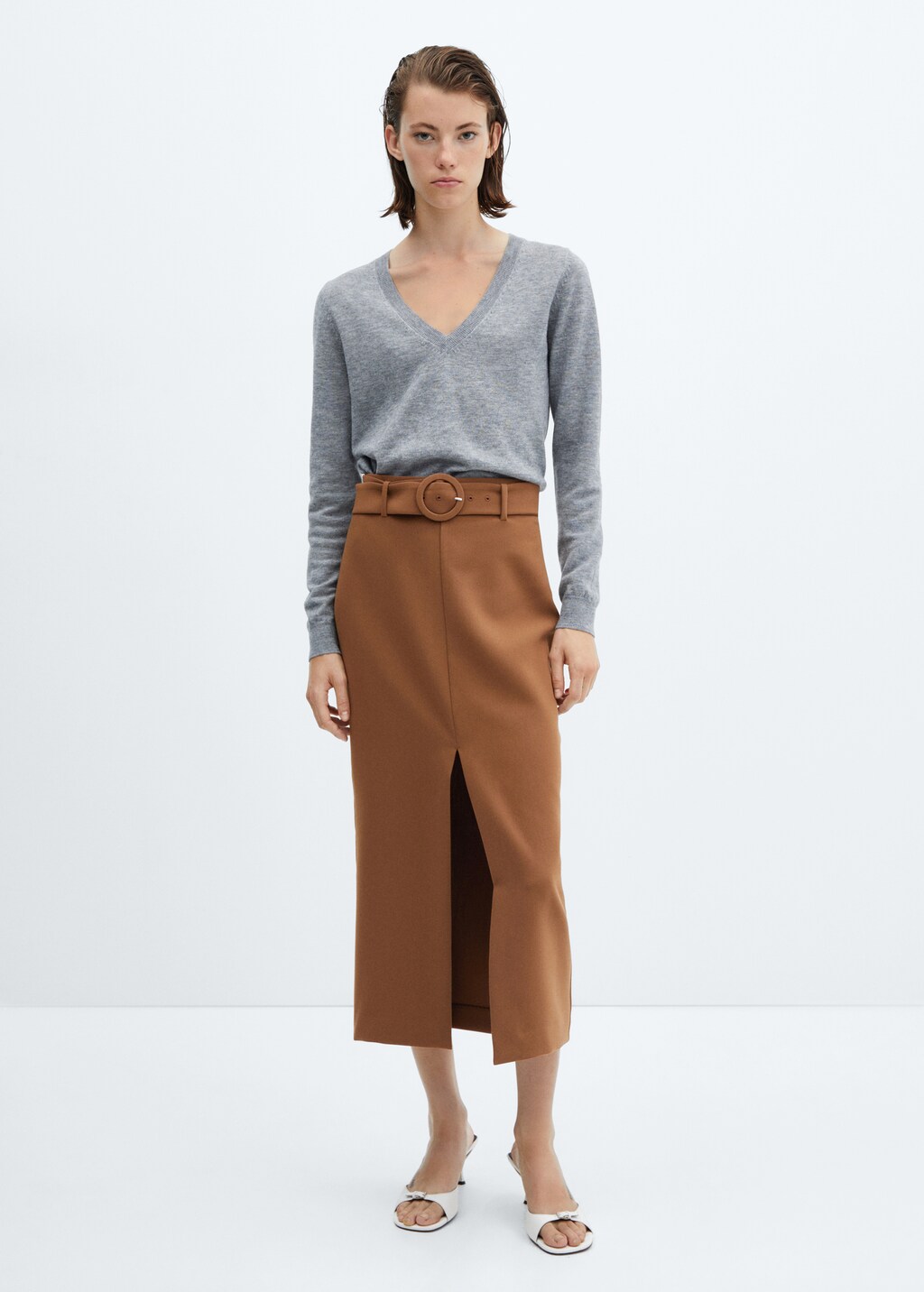 Skirt with slit and belt - General plane