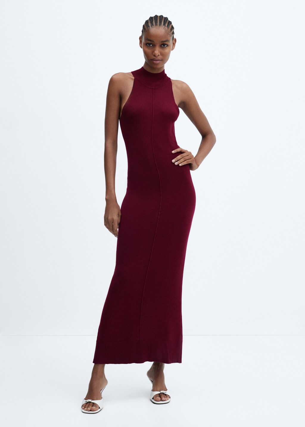 Fitted dress with back slit - General plane