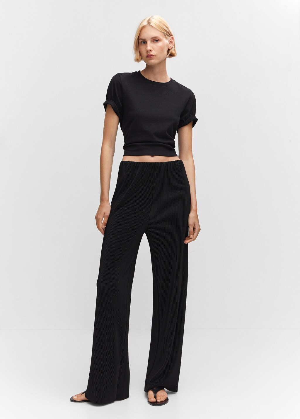 Pleated straight trousers - General plane