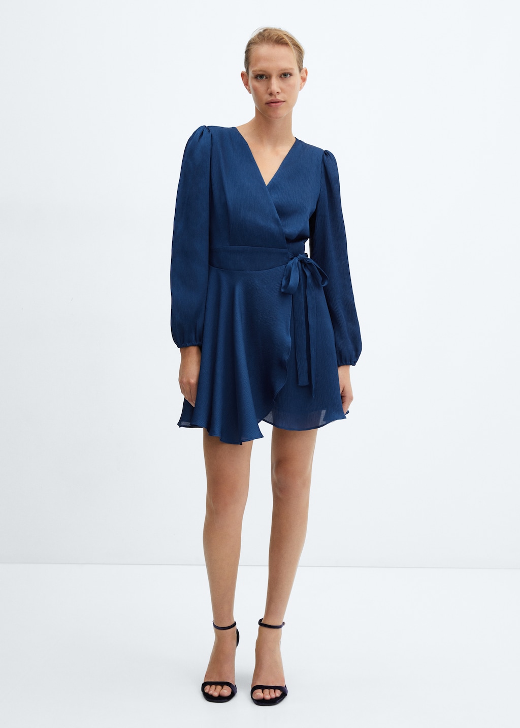 Flowy wrap dress - General plane