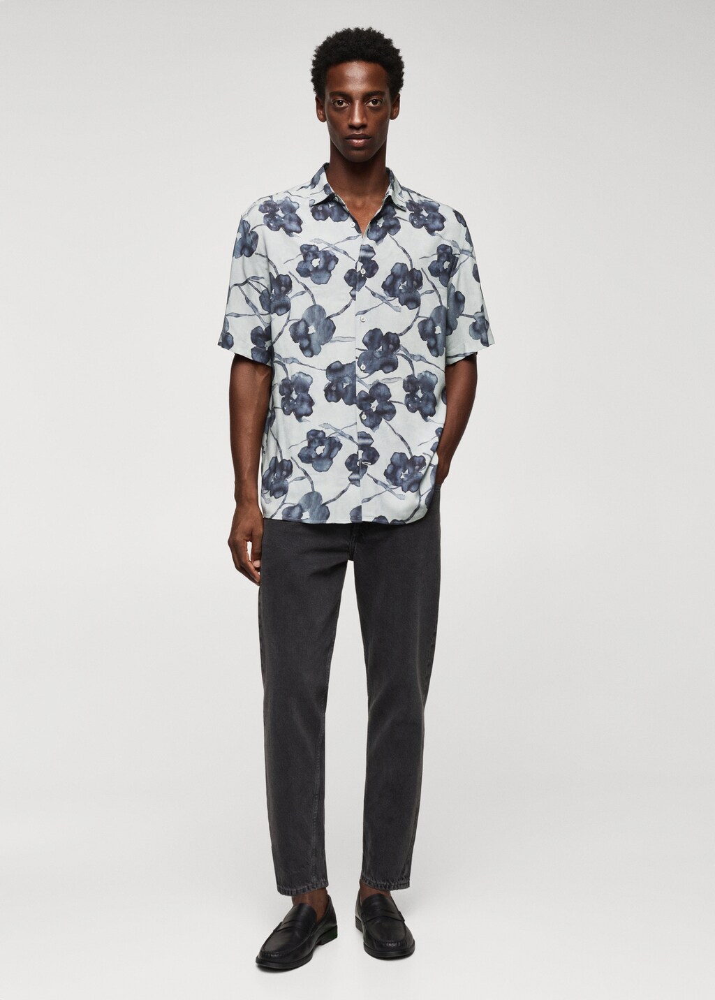 Flowy floral print shirt - General plane