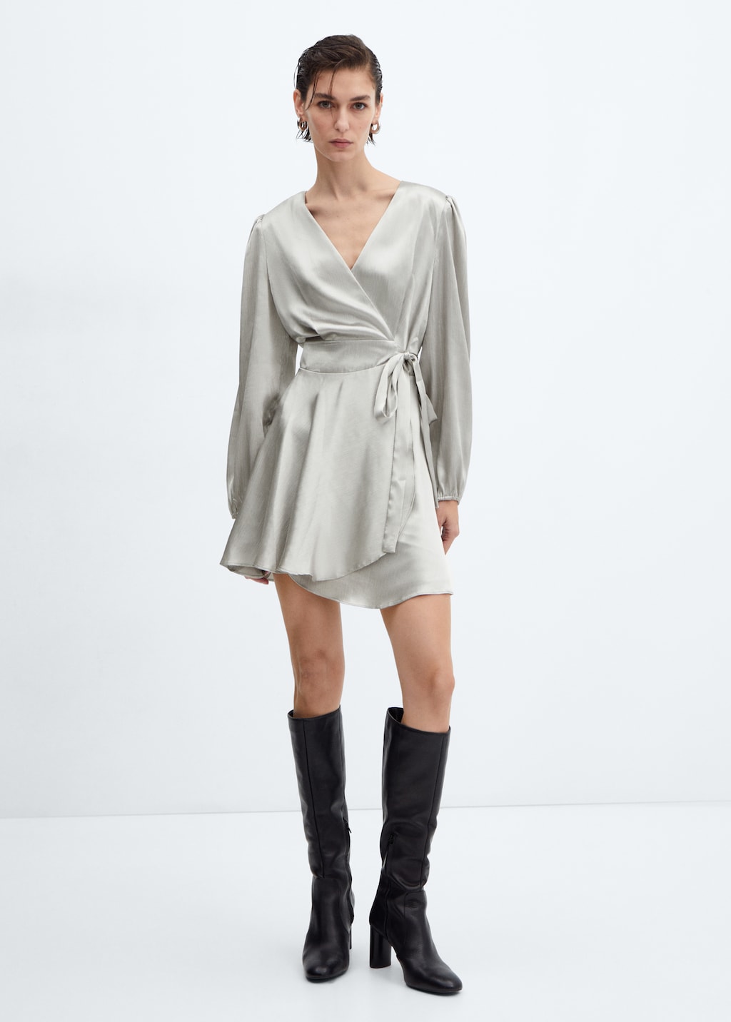 Wrapped satin dress - General plane