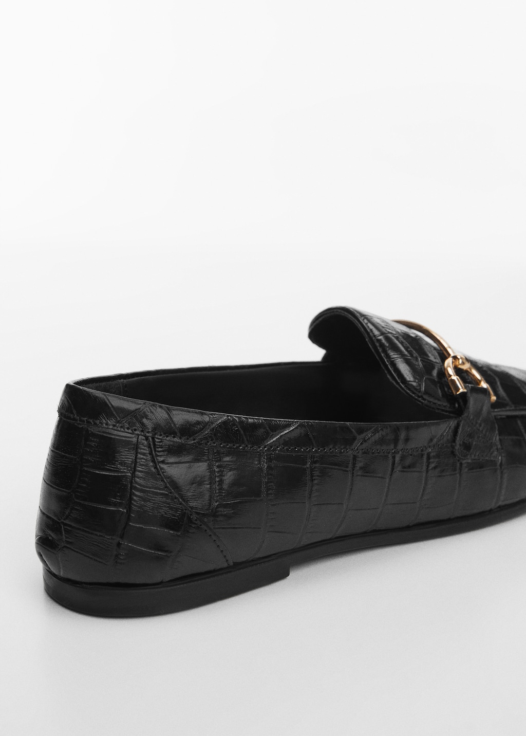 Leather moccasins with metallic detail - Details of the article 1