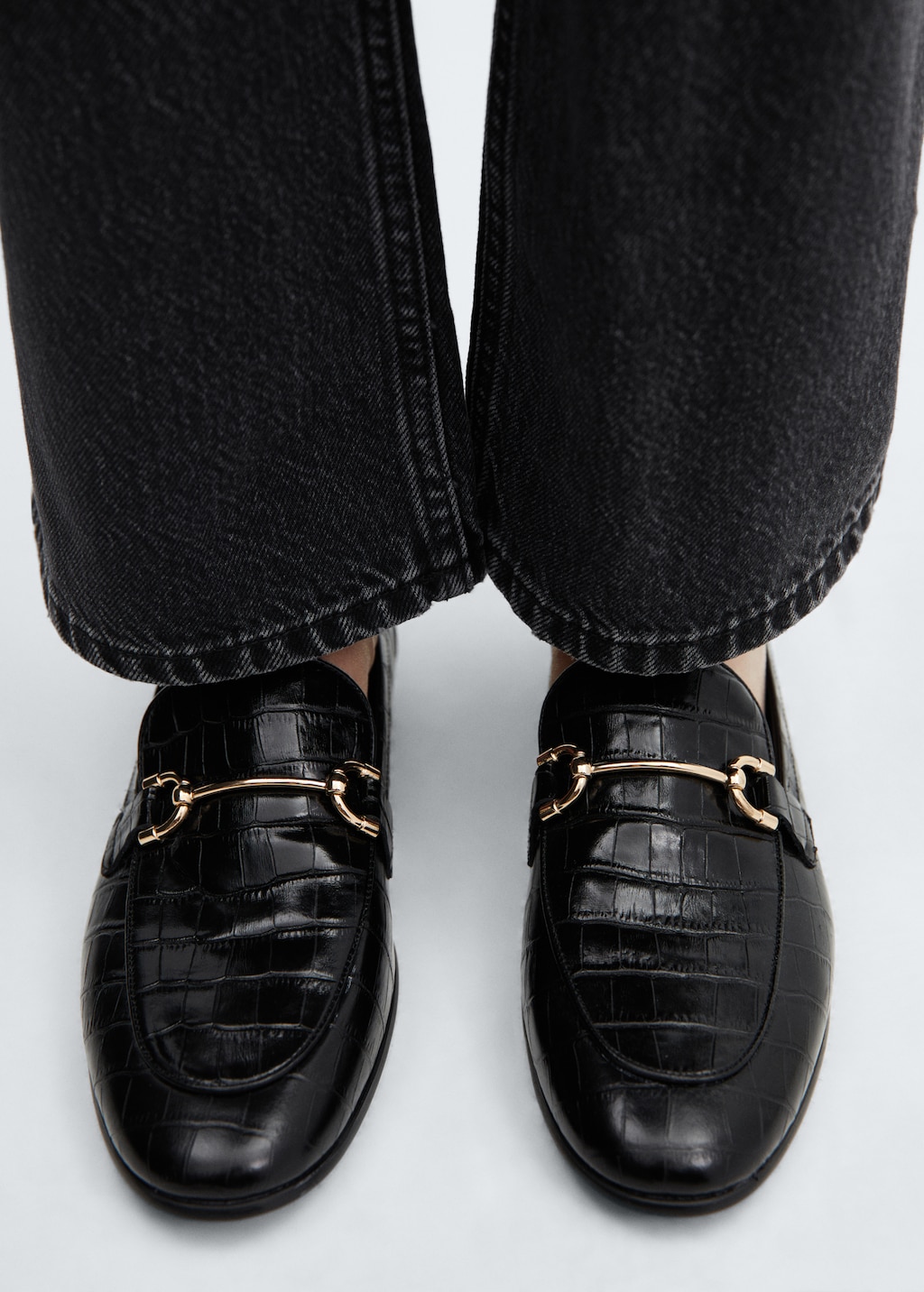 Leather moccasins with metallic detail - Details of the article 9