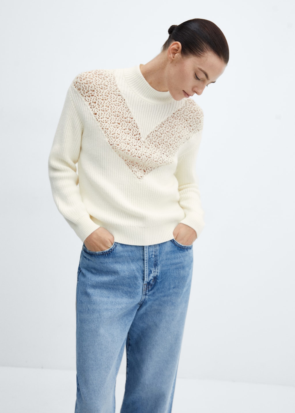 Knitted sweater with openwork details - Medium plane