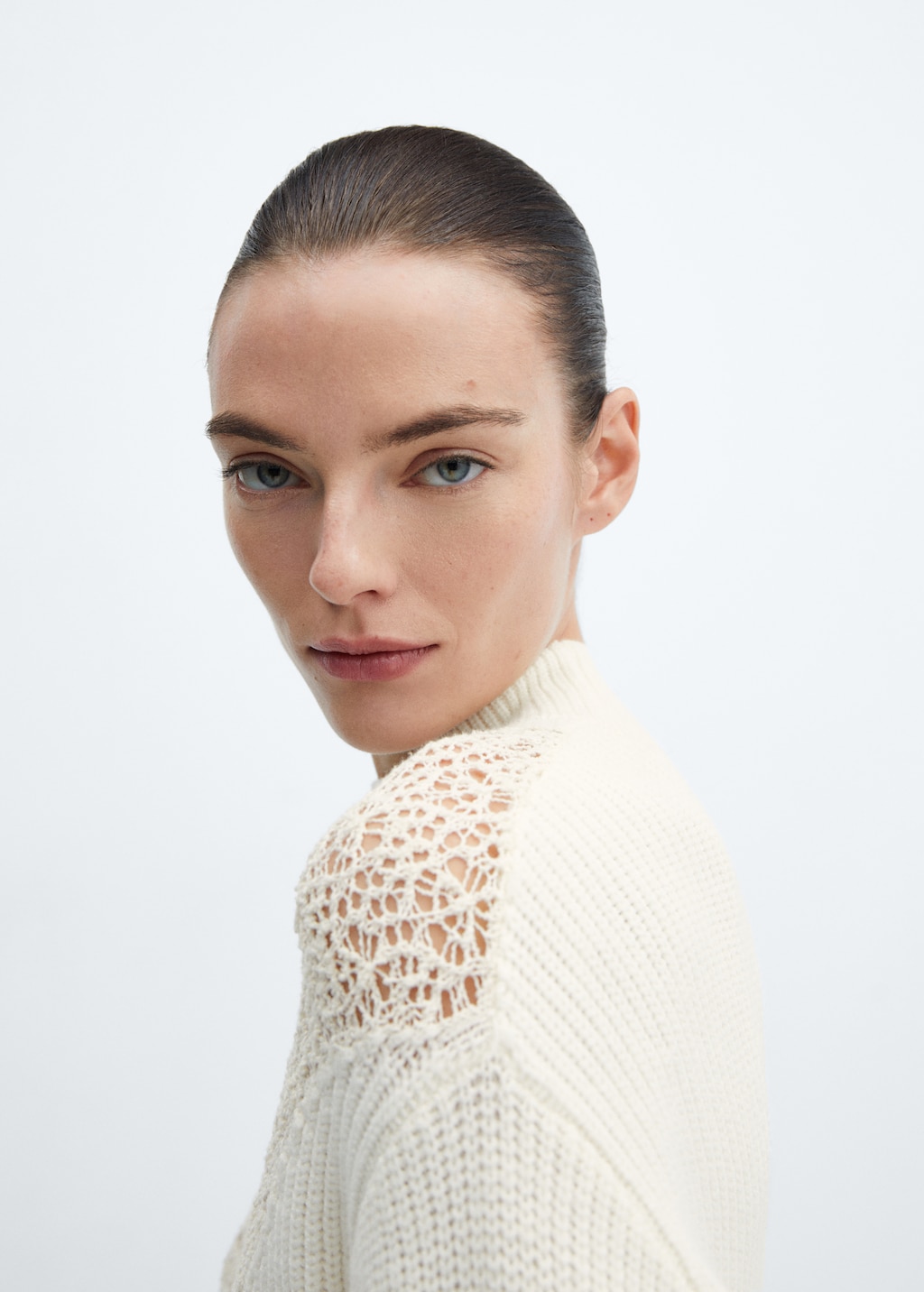 Knitted sweater with openwork details - Details of the article 1