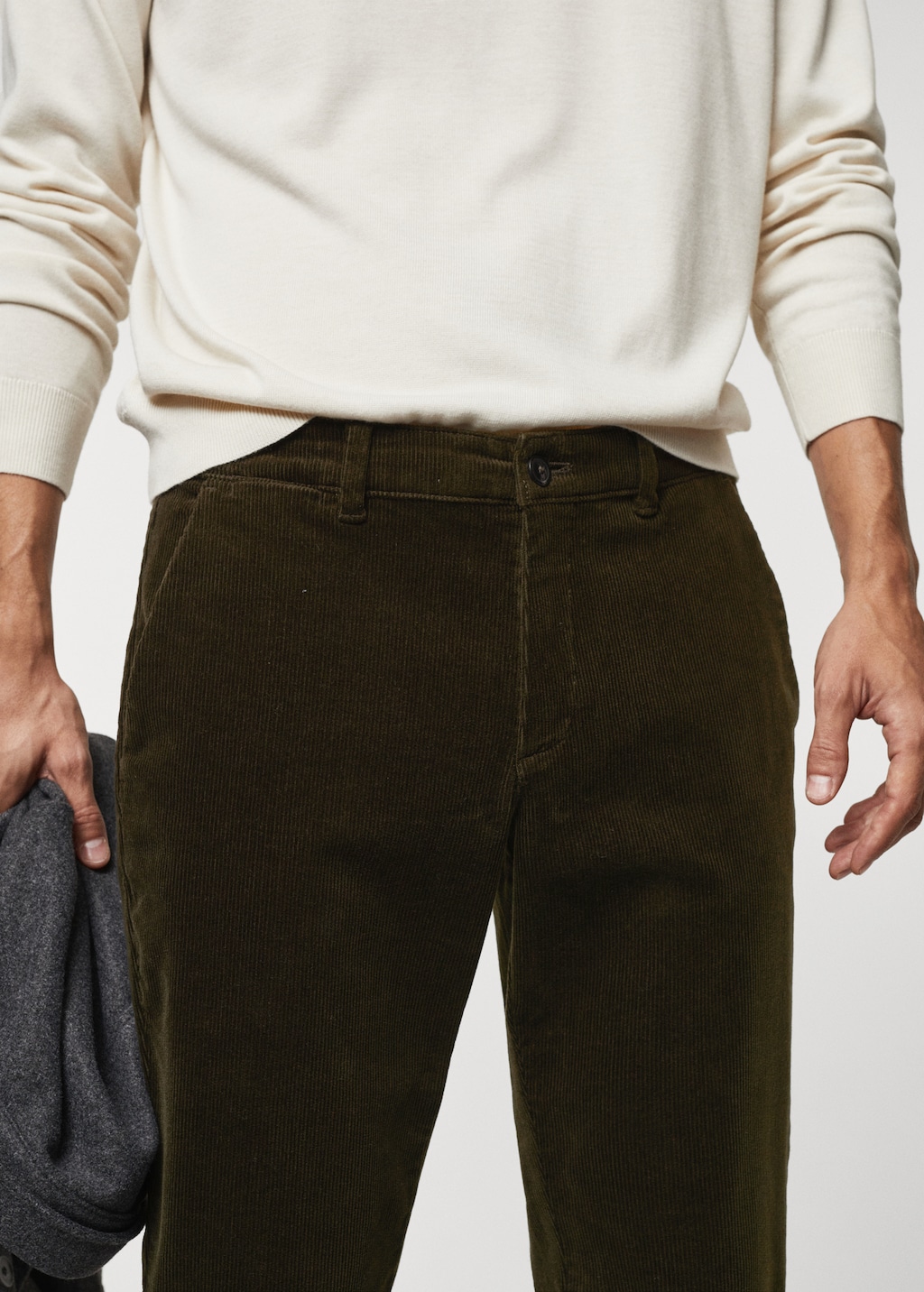 Corduroy slim-fit trousers with drawstring - Details of the article 1