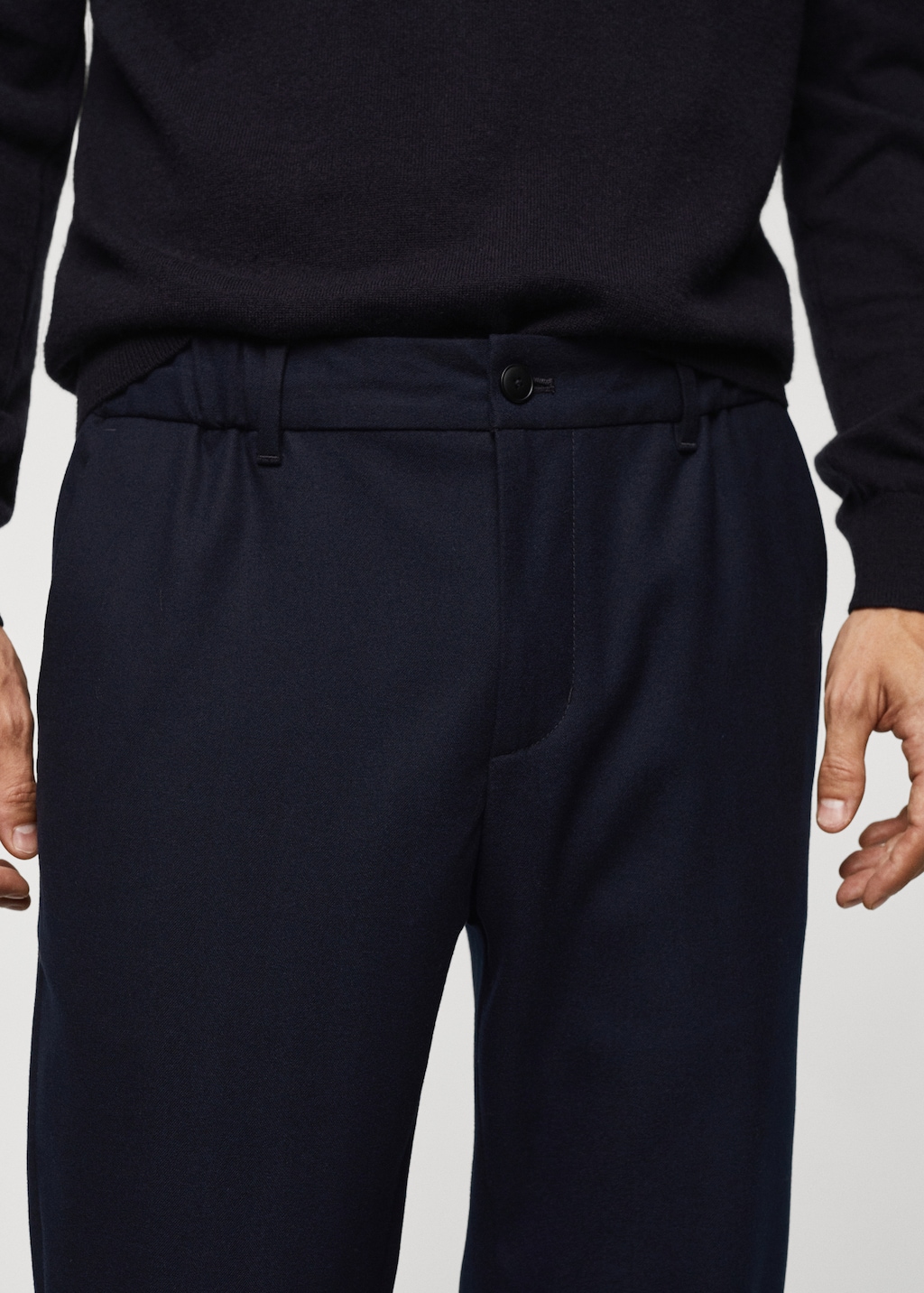 Slim-fit jogger trousers with drawstring - Details of the article 1