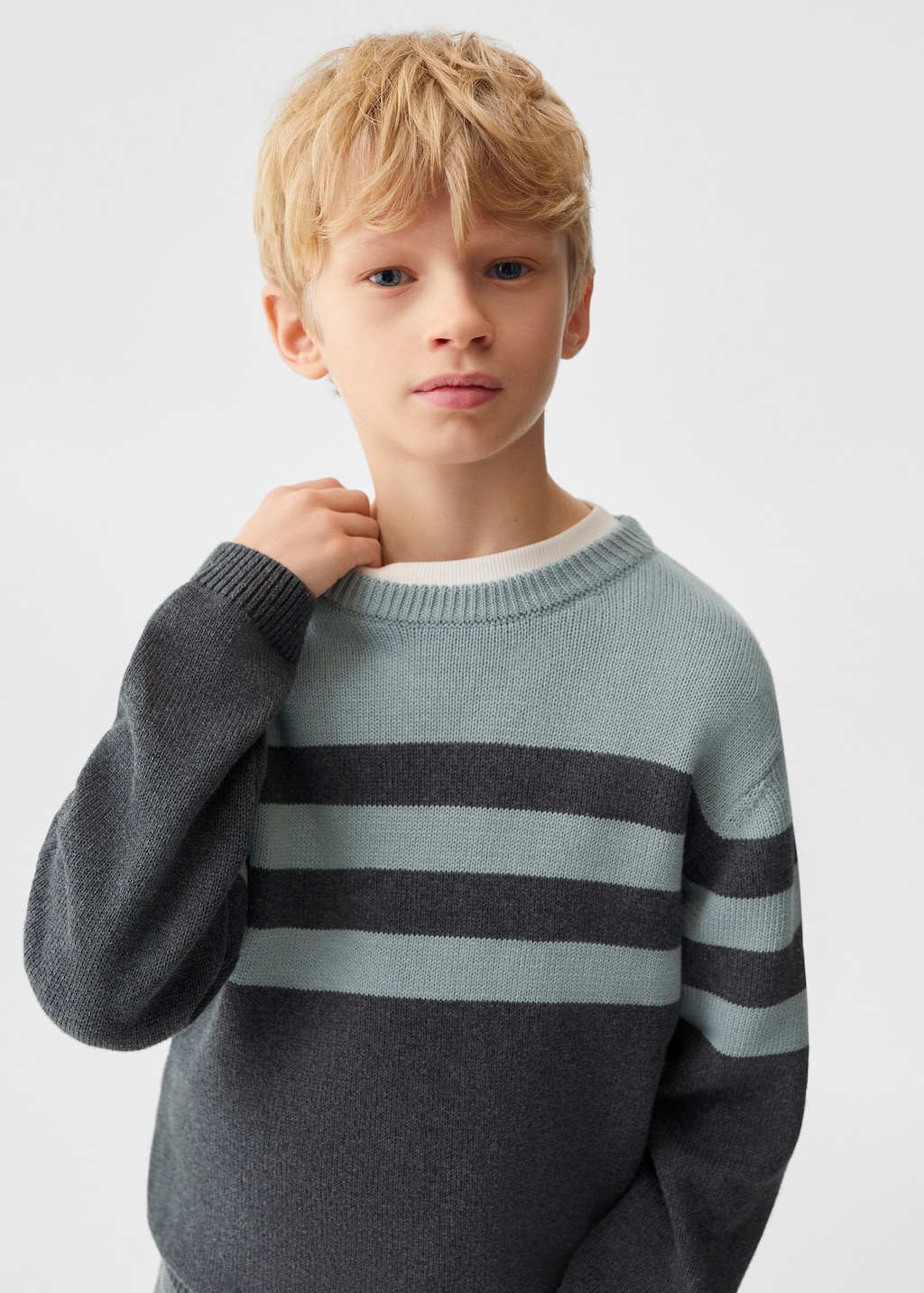 Knit striped sweater - Details of the article 1