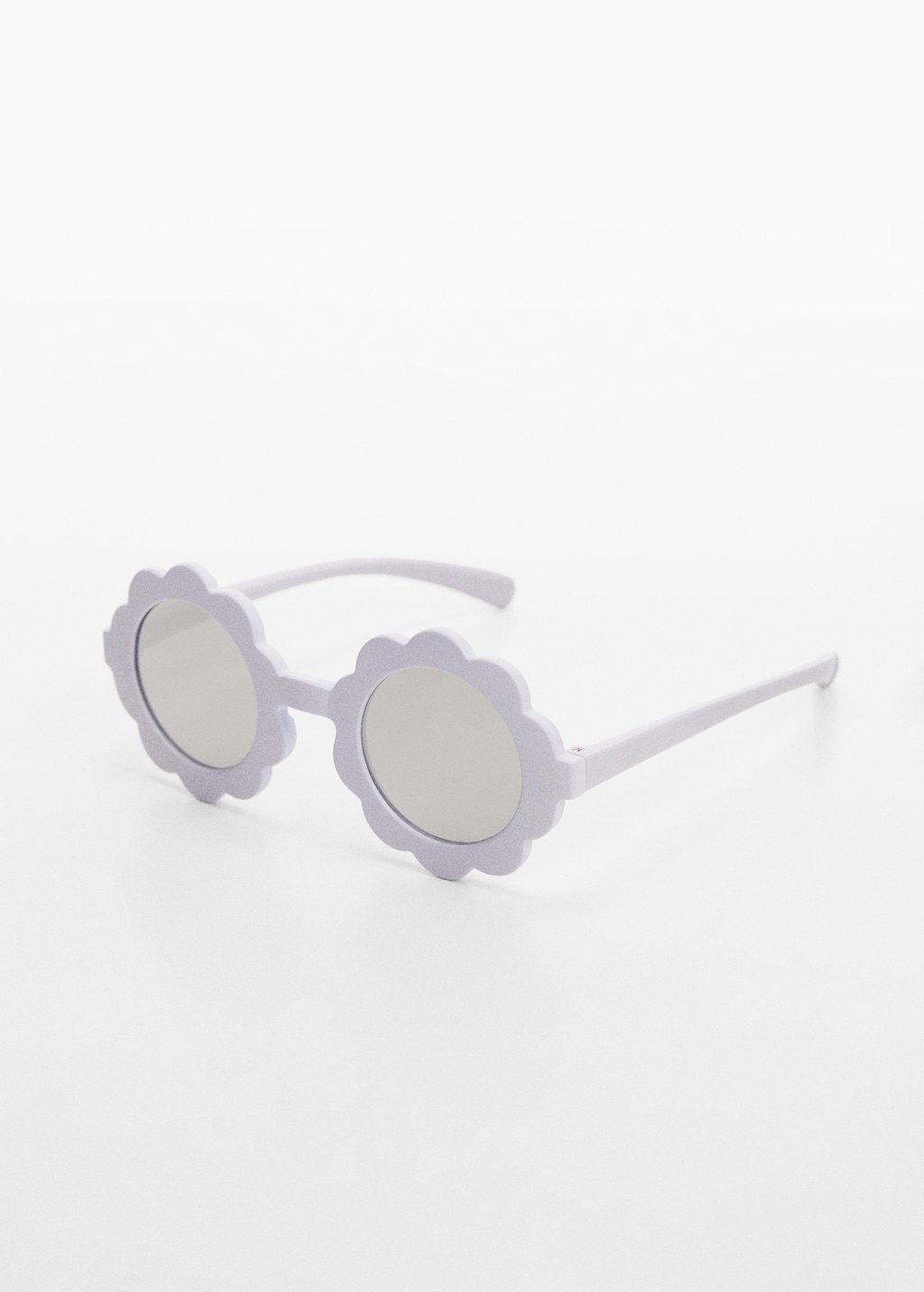 Lunettes de soleil fleur - Plan moyen