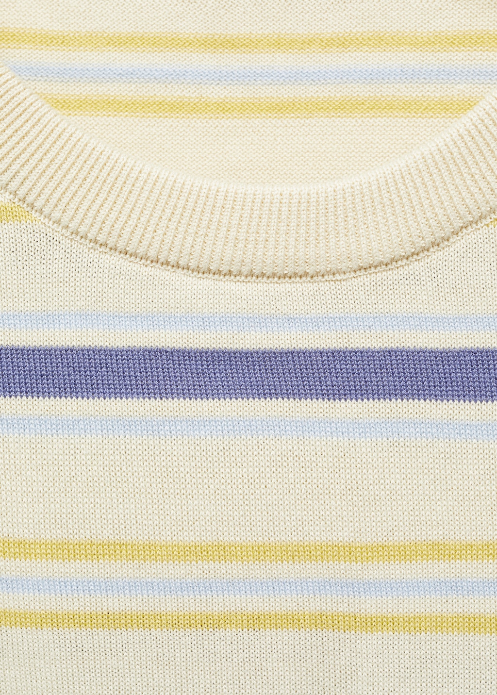 Round-neck striped sweater - Details of the article 8