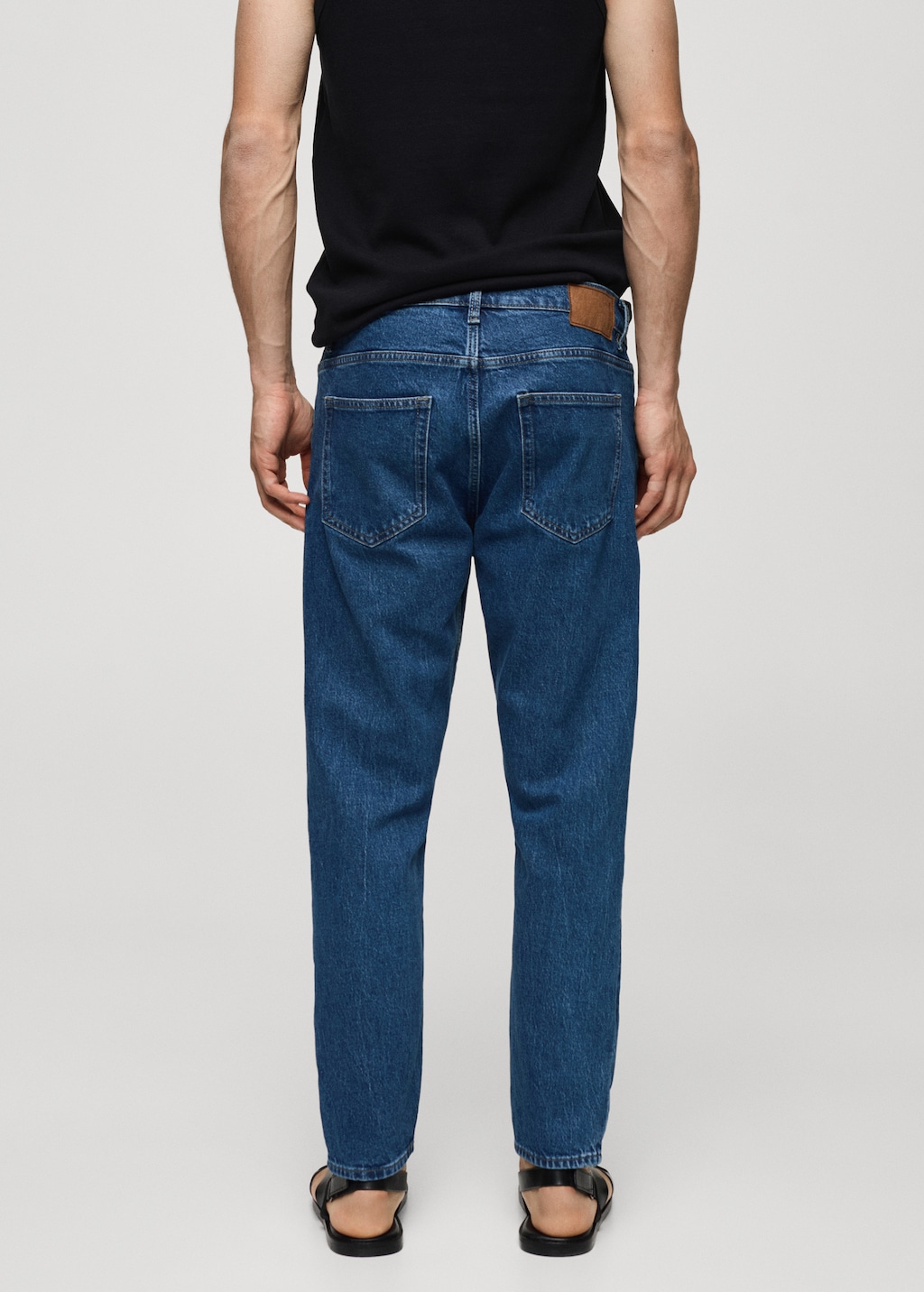 Tapered-fit jeans - Reverse of the article