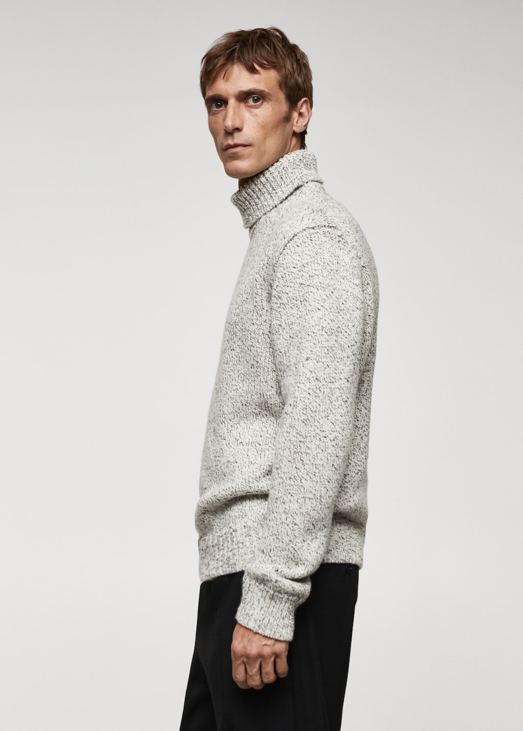 Wool turtleneck sweater - Details of the article 2