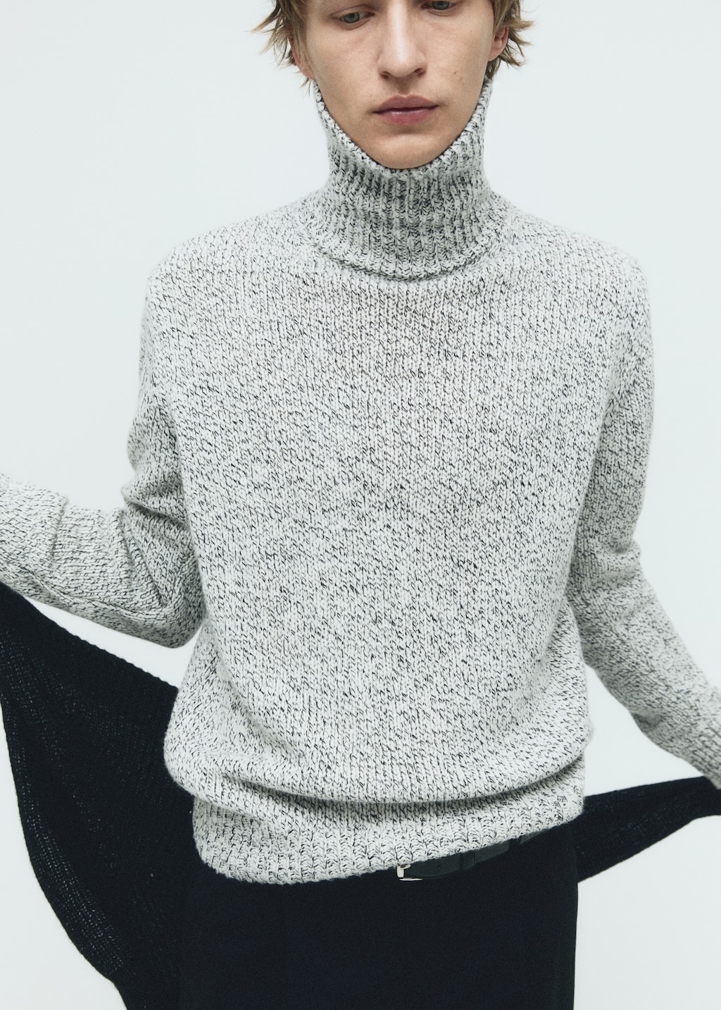 Wool turtleneck sweater - Details of the article 5