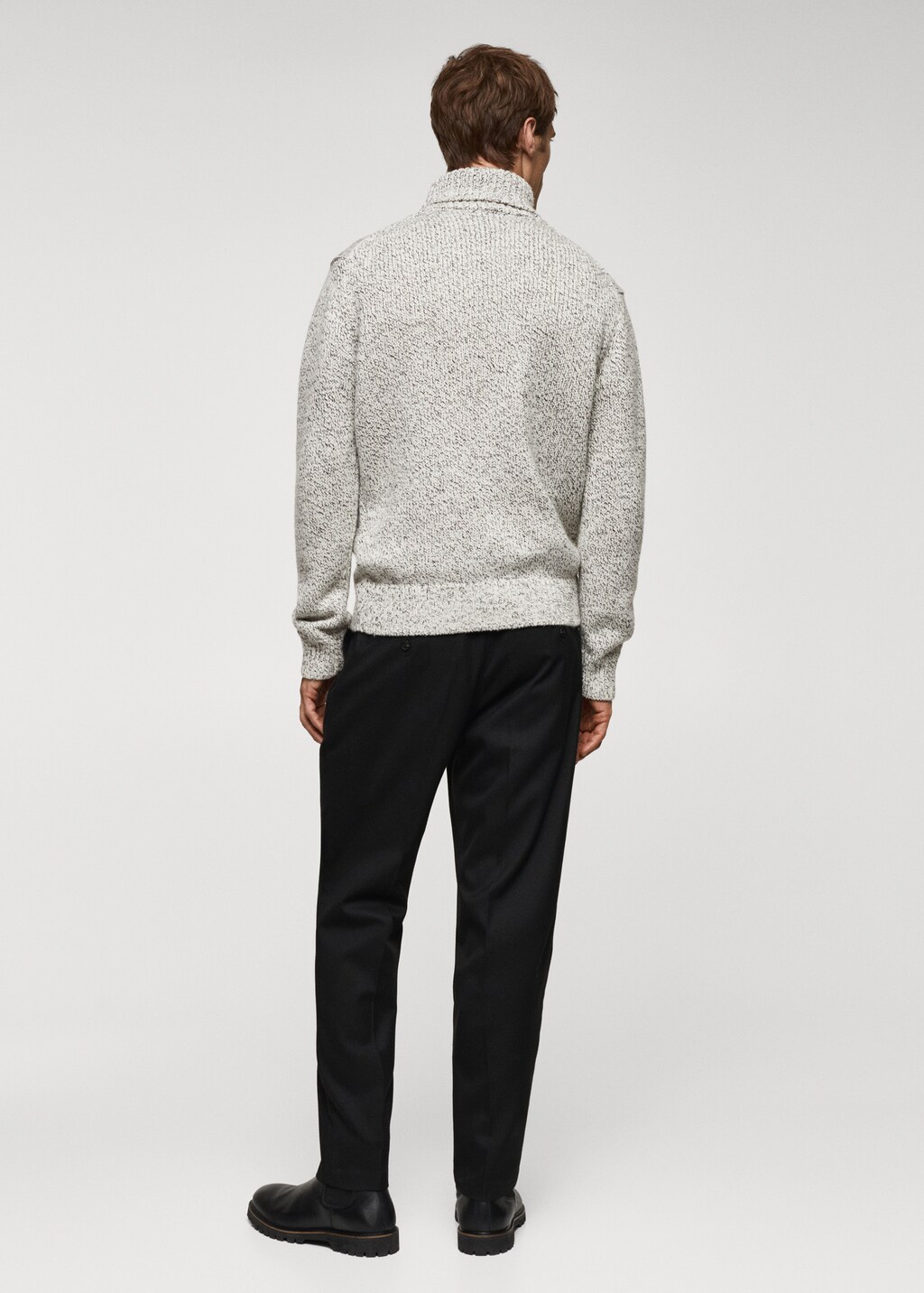 Wool turtleneck sweater - Reverse of the article