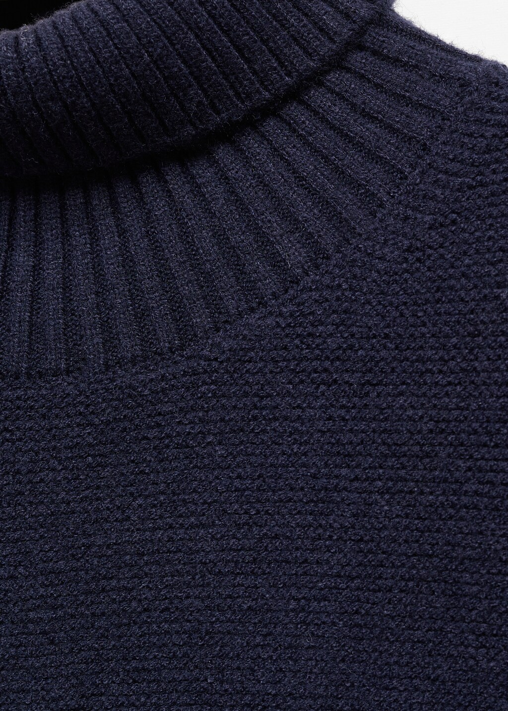 Turtleneck knit sweater - Details of the article 8