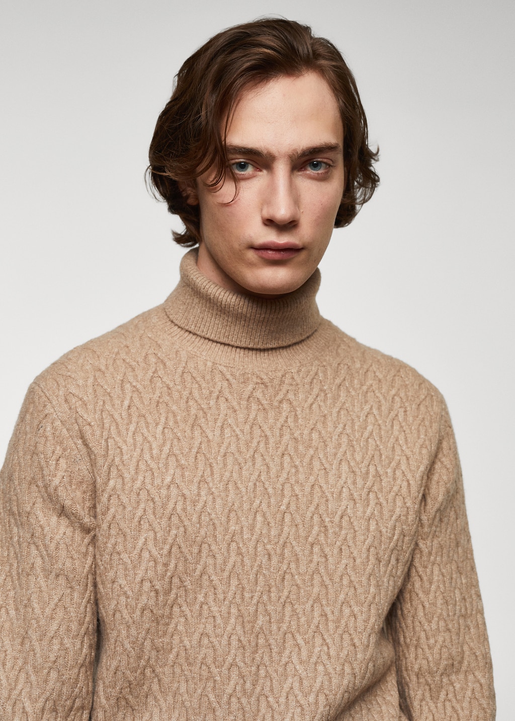 Braided turtleneck sweater - Details of the article 1