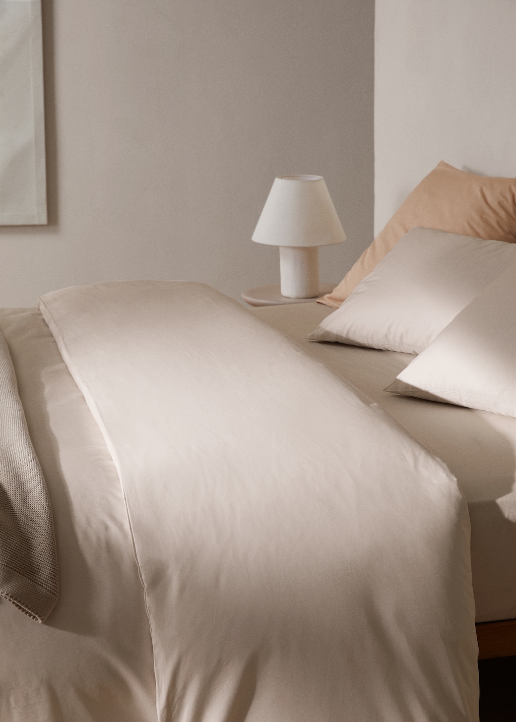 301 thread count cotton duvet cover for King bed - Details of the article 7