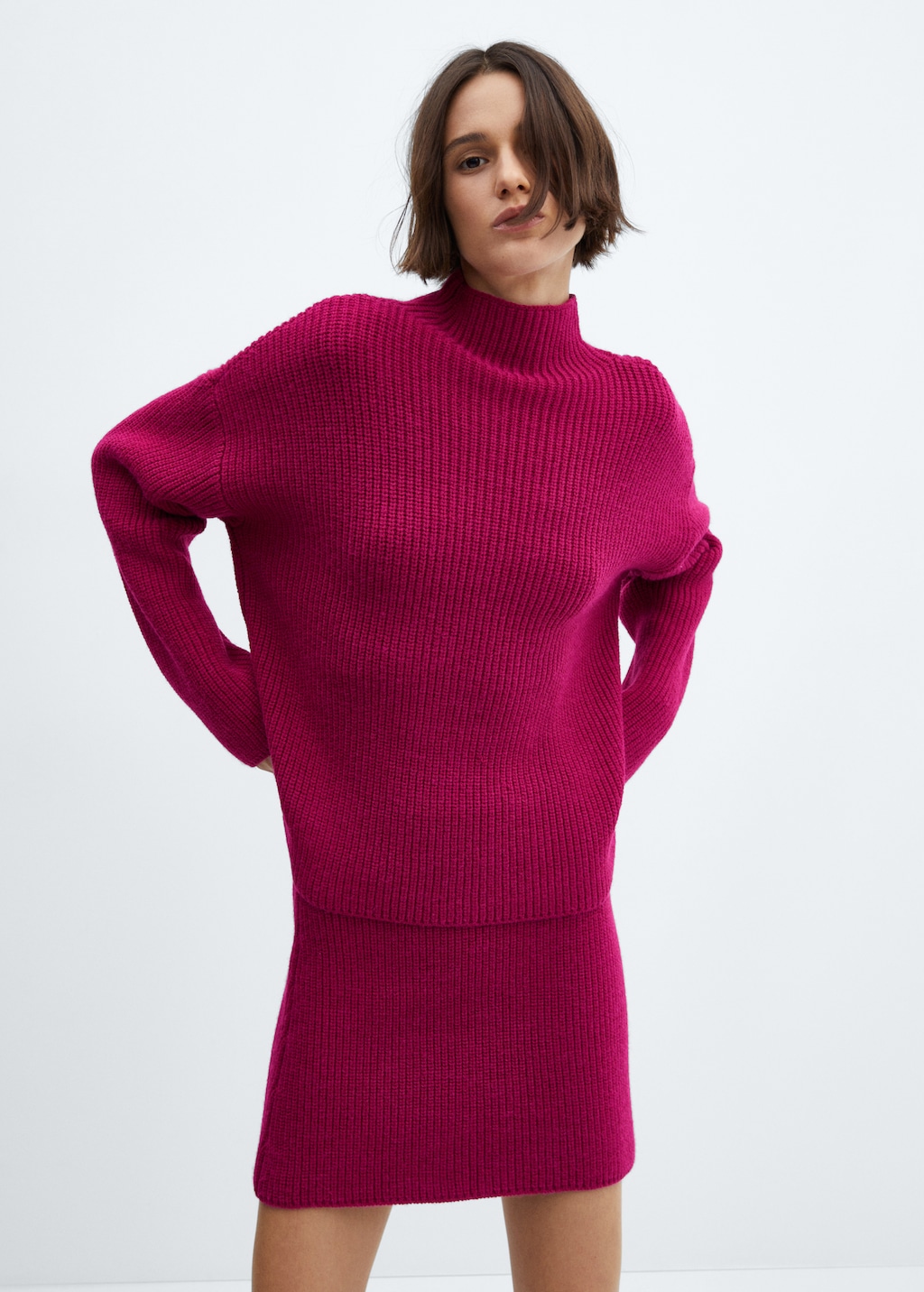 Turtleneck knit sweater - Medium plane