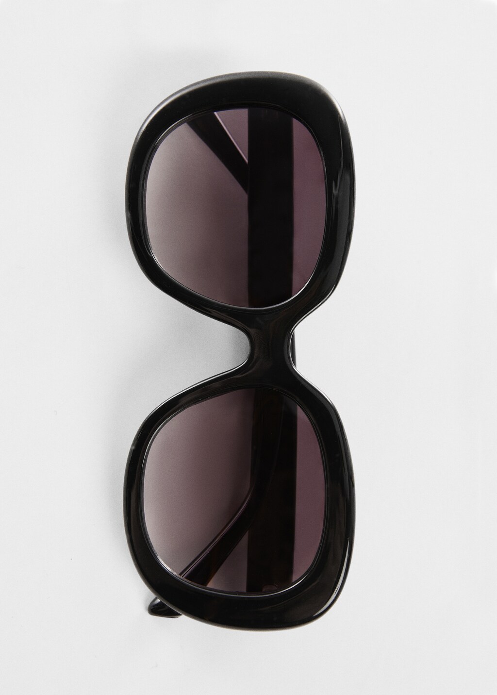 Maxi-frame sunglasses - Details of the article 2