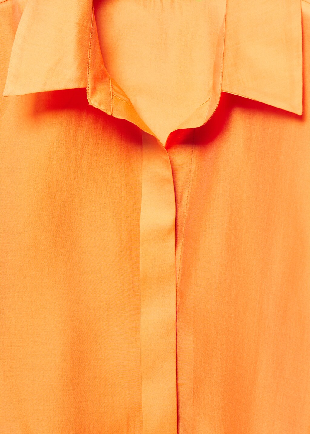 Concealed button shirt - Details of the article 8