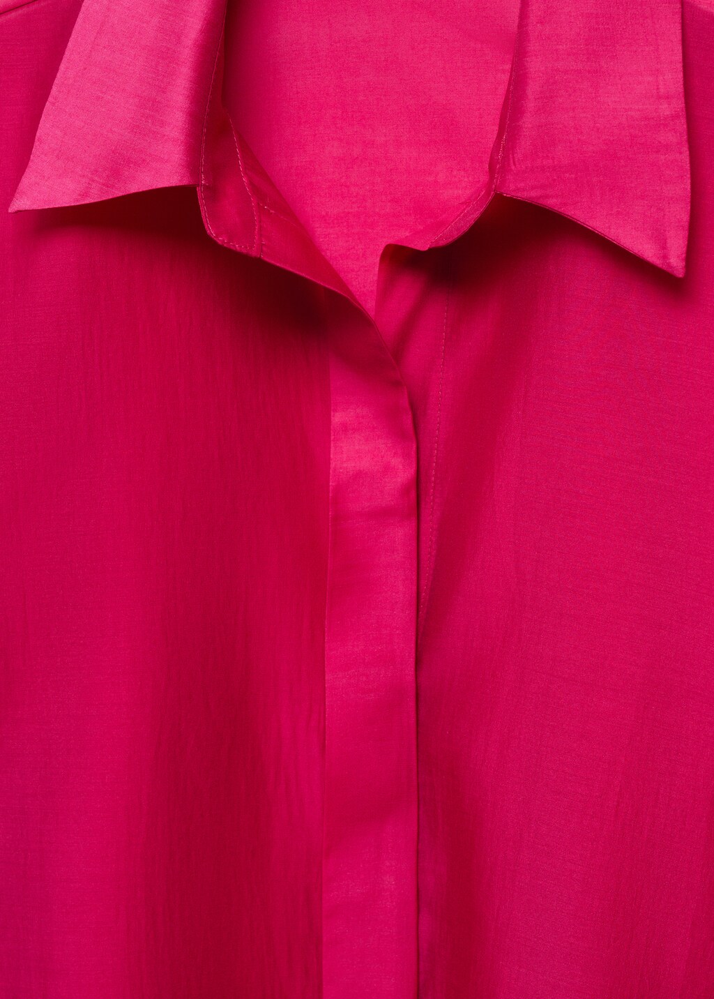 Concealed button shirt - Details of the article 8