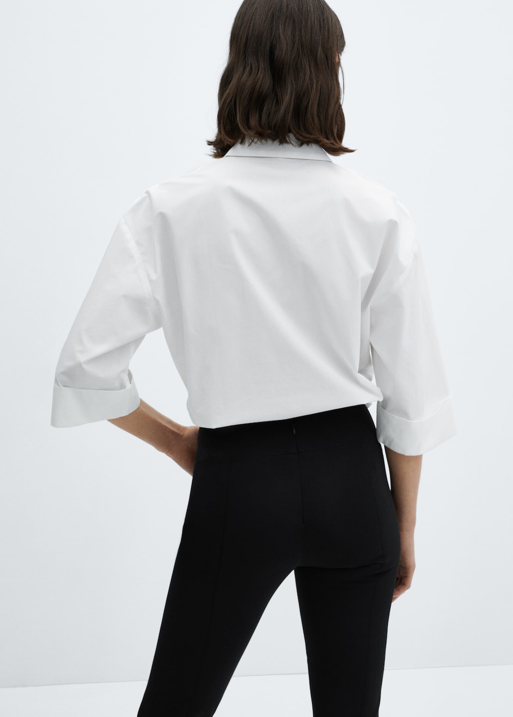 Adjustable hem cotton shirt - Reverse of the article